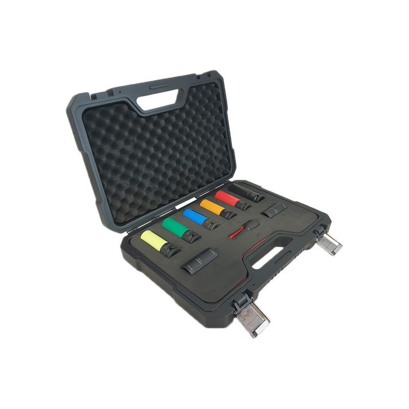 Impact socket set for wheel bolts